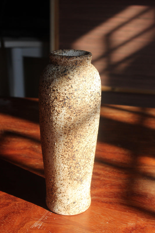 Timeless Pillar Vase, handmade coarse ceramics - Amber Sealed - Modern Chinese Jewelry & Craft